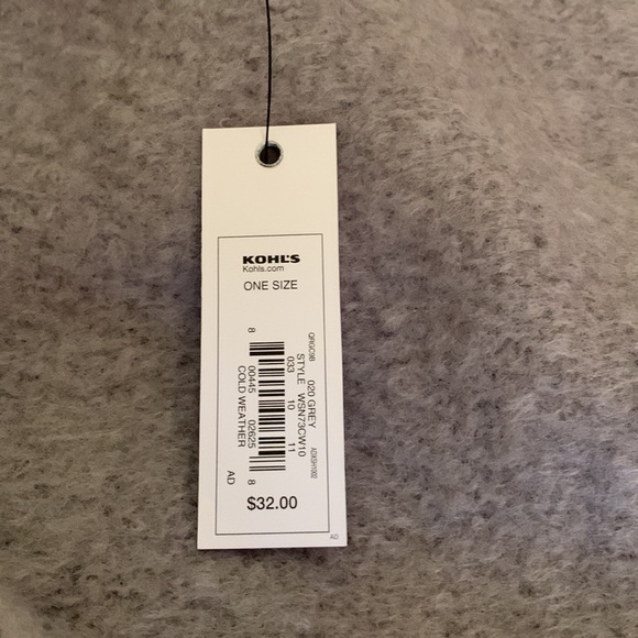 NWT Oversized Scarf/Wrap. 2 available 1- blue 1- gray - Picture 8 of 8